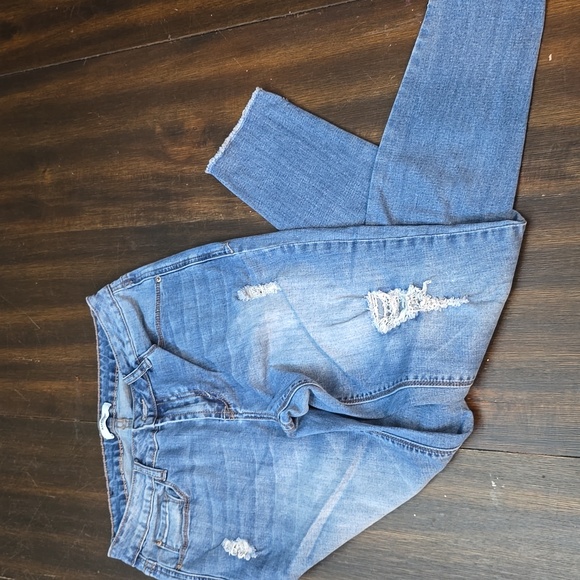 Kensie Light Blue Distressed Skinny Jeans - Picture 1 of 4